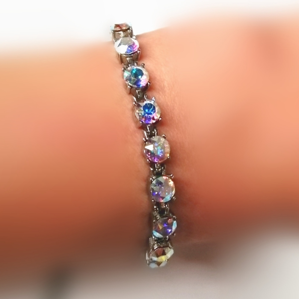 Aurora Borialis bracelet - Picture 1 of 8
